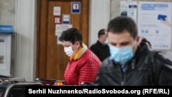 Минулої доби виявили 328 нових випадків, померли дев’ятеро людей, 388 одужали