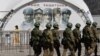 Кадри з дрона показують, як російський солдат вбиває пораненого товариша – розслідування