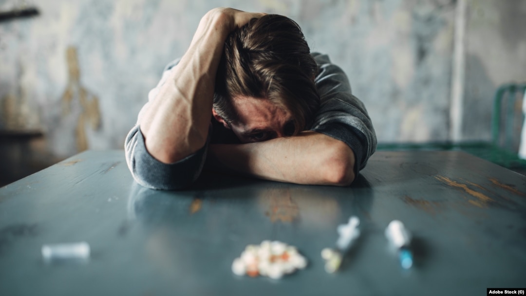 Noua agenție antidrog este privită mai bine față de precedenta, dar activiștii consideră că are în continuare câteva obstacole greu de depășit.