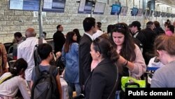 В аеропорту імені Бен-Гуріона (Тель-Авів), 16 жовтня 2023 року