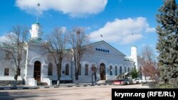 Окупаційна влада Криму, під приводом «евакуації населення» планує вивезти на територію РФ культурні цінності з музеїв Севастополя