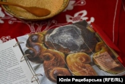 Книжка "ЖУК" Олі Кольорово
