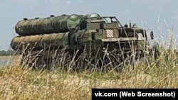 В українській розвідці вважають, що цей удар по системі ППО «матиме серйозний вплив на подальші події в окупованому Криму». На фото - система С-400