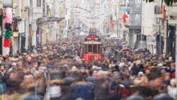 Oppozision blogçy Farhat Durdyýewe Türkiýeden Türkmenistana ugradylmak howpy abanýar 