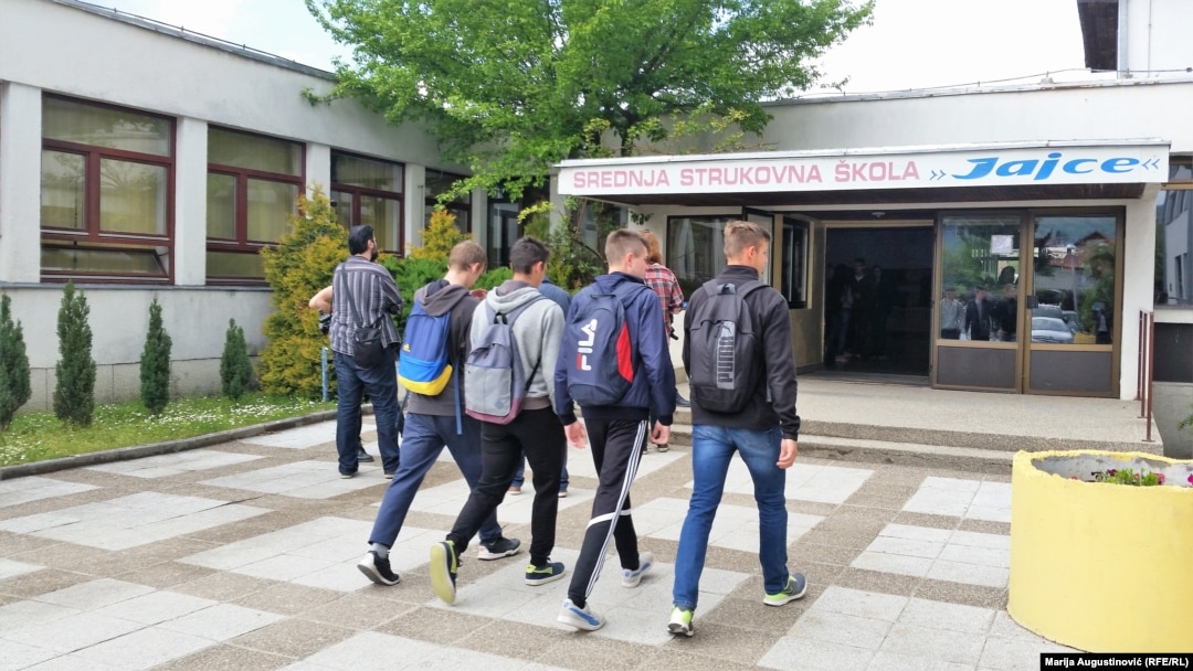 Načelnik Općine Jajce vjeruje da se na ovaj način zaustavlja priča o izgradnji nove srednje škole