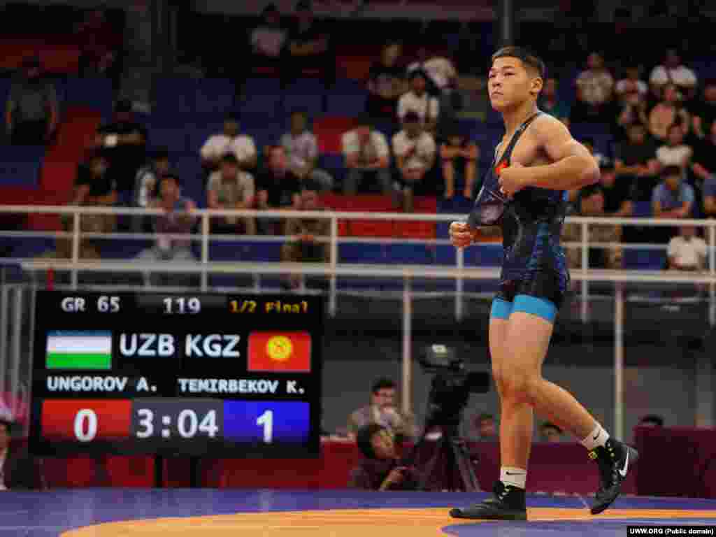 Грек-рим күрөшү боюнча 17 жашка чейинкилер арасында Азия чемпиону Кутман Темирбеков. Темирбеков финалда (20-июнда) тажикстандык Сунат Абдуллоевди жеңди 7:1). Ал финалга чейин индиялык Нишант Нишантты (8:0), чейрек финалда казакстандык Сергазы Абдыкадырды (6:3), жарым финалда өзбекстандык Акобир Унгоровду (7:5) жеңген. 