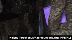Поранені військові в черзі на військово-лікарську комісію (ВЛК), фото ілюстративне
