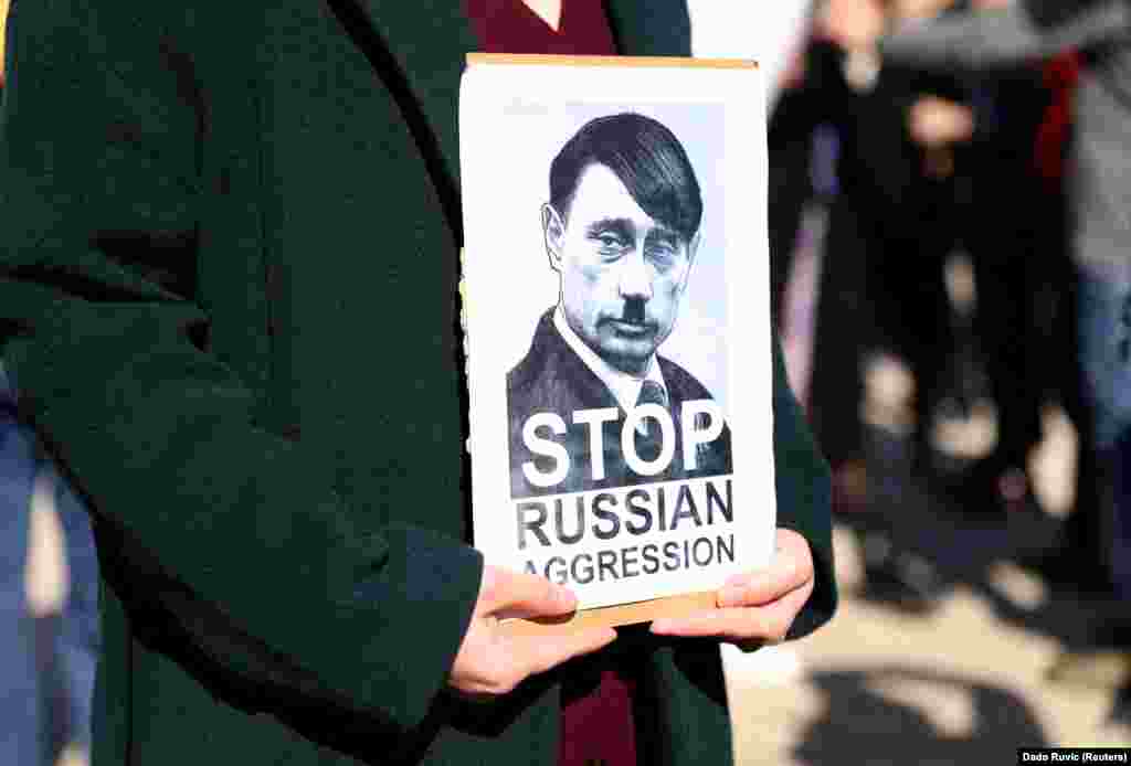 Босния жана Герцеговинанын борбору Сараево шаарындагы митинг.
