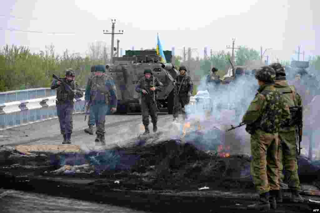 Українські військові зруйнували блокпост біля Слов’янська