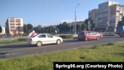 «Аўтапрабег салідарнасьці» ў Лідзе, 28 чэрвеня