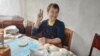 Втратили дім, але не втратили традицій. Родина переселенців з Маріуполя зберігає рецепти страв надазовських греків