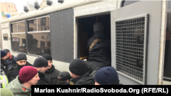 Представників С14 затримують на політичній акції Юлії Тимошенко. Київ, 9 лютого 2019 року