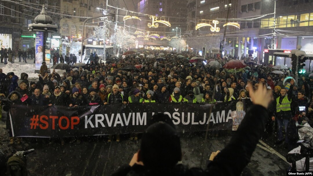 Hiljade ljudi na protestu u Beogradu