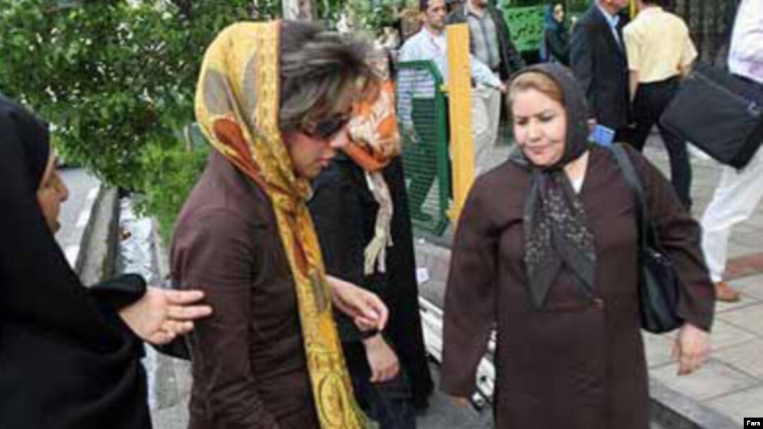 بسياری از کارشناسان معتقدند که در طرح تازه نيروی انتظامی تعريف روشنی از پوشش اسلامی وجود ندارد.