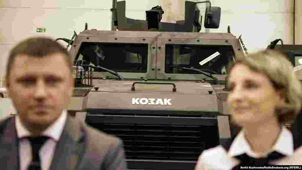 Бронеавтомобіль «Козак-2», який вже використувується в частинах прикордоної служби і Національної гвардії України. Машина призначена для сил спеціальних військових операцій Збройних сил України