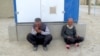 Türkmenistanlylar arzan çilimi gözleýärler