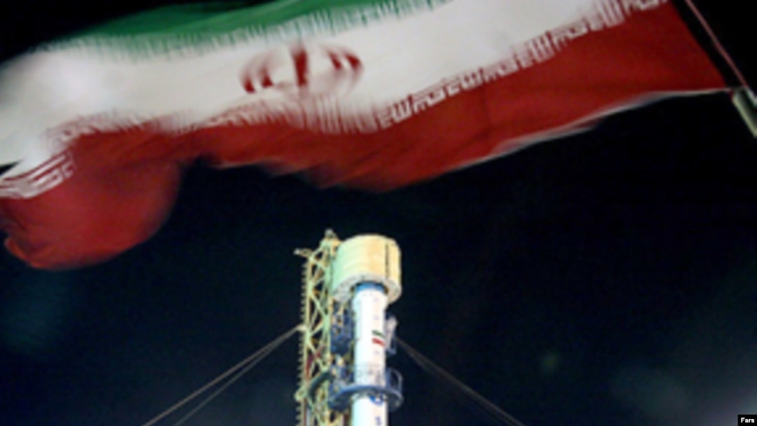 نخستين ماهواره تجارتی ايران در سال ۲۰۰۵ با يک موشک روسی به فضا پرتاب شد.(عکس: فارس)