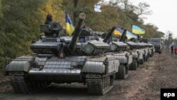 Українські танки недалеко від Маріуполя. Жовтень 2015 року. Ілюстраційне фото