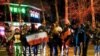 Люди святкують ухвалення рамкової ядерної угоди. Тегеран, 2 квітня 2015 року