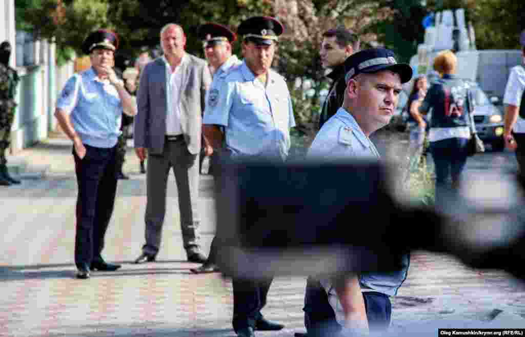Напередодні, 15 вересня, було скоєно напад на будівлю Меджлісу кримськотатарського народу.