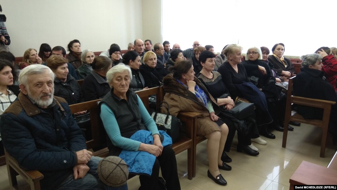სარჩელის განხილვა რუსთავის საქალაქო სასამართლოში 