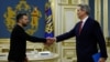 Президент України Володимир Зеленський і міністр фінансів США Скотт Бессент під час зустрічі в Києві, 12 лютого 2025 року
