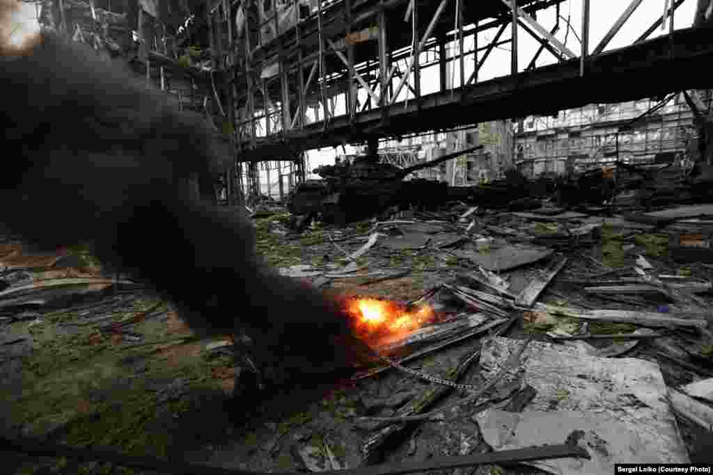 Вогні донецького аеропорту. 19 жовтня 2014 року