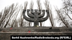 Скласти універсальний портрет того, хто ризикував собою заради життя іншого, складно: серед Праведників народів світу є й інтелігенти, і робітники, і селяни. «Ті, хто повертають віру в людину» – так ще іноді називають цих людей