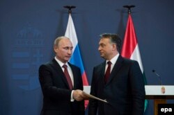 Прем'єр-міністр Угорщини Віктор Орбан (праворуч) під час зустрічі з президентом Росії Володимиром Путіним у Будапешті. Лютий 2015 року