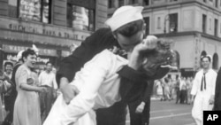 Знімок був зроблений 14 серпня 1945 року