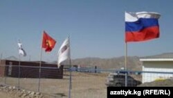Строительство Камбаратинской ГЭС-1. Иллюстрация.