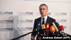 Єнс Столтенберг під час Мюнхенської конференції з безпеки, фото 16 лютого 2018 року