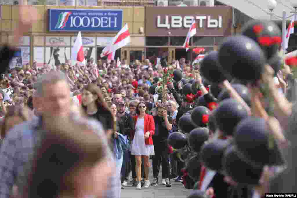 Біля станції метро «Пушкінська» в Мінську