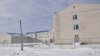 Новое здание школы имени Борана Нсанбаева в поселке Бирлик Атырауской области. 8 января 2009 года. 