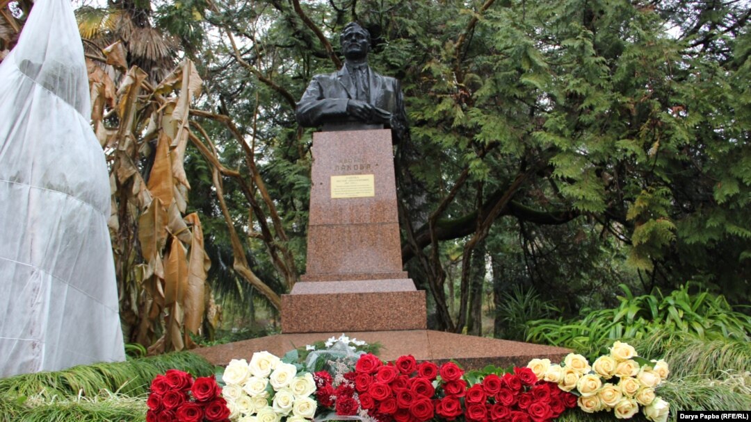 Председатель ЦИК Абхазии Нестор Лакоба был отравлен 27 декабря 1936 года в тбилисском доме Лаврентия Берия, в чем ныне в абхазском обществе не сомневаются