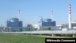 Раніше сьогодні повідомлялося, що війська РФ уночі завдали, зокрема, удару по об’єкту критичної інфраструктури на Хмельниччині