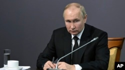 У Кремлі раніше заявили, що не запросять ЗМІ з «недружніх» країн на послання Путіна