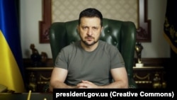 «Після масованого удару терористів минулої середи день за днем відновлювали генерацію та постачання електрики», –зазначив президент