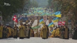 Предстоятелі УАПЦ та УПЦ (КП) обійнялиcя і виступили за єдину помісну церкву – відео