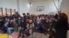 “Газ йўқ, бўлмайди” - Хоразм вилоят ҳокими норози аҳолининг электр муаммосини ечишга ваъда берди