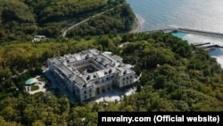 «Палац Путіна» – маєток на Чорному морі, імовірно побудований для президента Росії Володимира Путіна. Фото з розслідування, опублікованого «Фондом боротьби з корупцією» 19 січня 2021 року