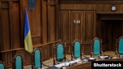 Раніше Конституційний суд визнав неконституційним притягнення до кримінальної відповідальності чиновників за незаконне збагачення