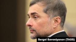 Сурков заявив учасникам засідання, що готовий їм допомогти