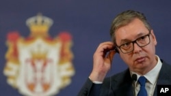 „Ни претстојат тешки денови во однос на одлуките за членството на Приштина во Советот на Европа“, рече Вучиќ на 6 април.