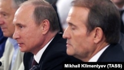 Керівник проросійської організації «Український вибір» Віктор Медведчук (праворуч) і президент Росії Володимир Путін (архівне фото)