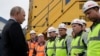 Путин санкцияга кирген чет элдиктерге мунай сатууга тыюу салды