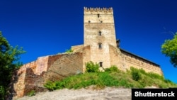 Замок Любарта, або Луцький замок – верхній замок Луцька, пам'ятка архітектури та історії національного значення. Будівництво Верхнього замку розпочалося у 1350-і роки і в основному було завершене у 1430-і