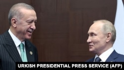 Президент Туреччини Реджеп Ердоган із російським колегою Володимиром Путіним, архівне фото