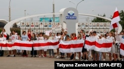 Під час акції протесту проти режиму Лукашенка у Мінську, 10 серпня 2020 року